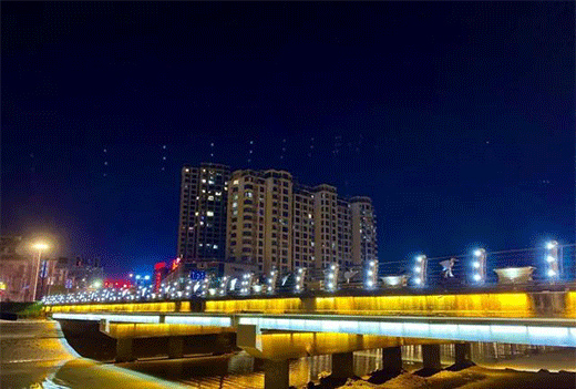 為萬盞路燈“體檢”，照亮城市夜空
