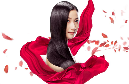 葉純日化：為什么頭發會一邊出油一邊毛躁?